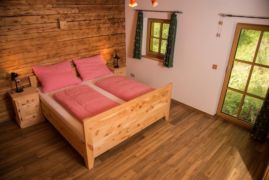Landhof Adlerhorst Apartment Heiligenblut Bagian luar foto